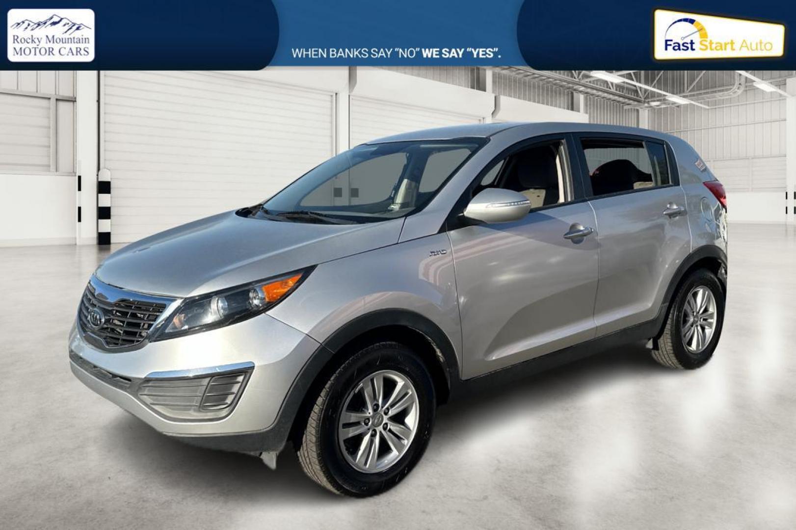 2011 Kia Sportage LX AWD (KNDPBCA28B7) with an 2.4L V6 DOHC 24V engine, Automatic, 6-Spd w/Overdrive and Sportmatic transmission, located at 767 S State Road, Pleasant Grove, UT, 84062, (801) 785-1058, 40.354839, -111.736687 - Photo#6