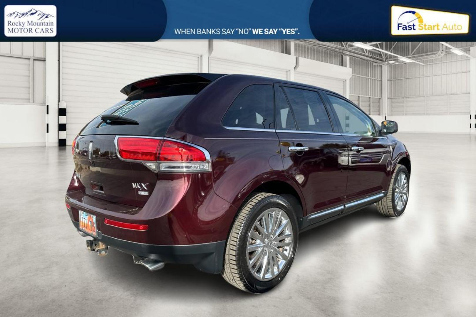 2011 Red Lincoln MKX AWD (2LMDJ8JK2BB) with an 3.7L V6 DOHC 24V engine, 6-Speed Automatic transmission, located at 7755 State Street, Midvale, UT, 84047, (801) 753-9063, 40.610329, -111.890656 - Photo#2