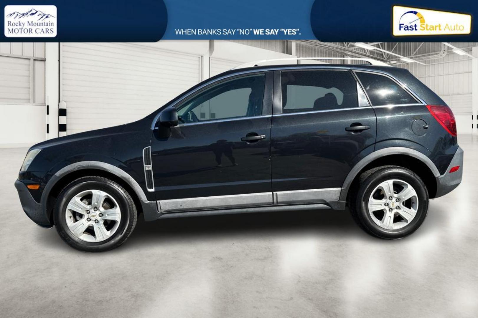 2013 Black Chevrolet Captiva Sport 2LS FWD (3GNAL2EK0DS) with an 2.4L L4 DOHC 16V FFV engine, 6-Speed Automatic transmission, located at 7755 State Street, Midvale, UT, 84047, (801) 753-9063, 40.610329, -111.890656 - Photo#6