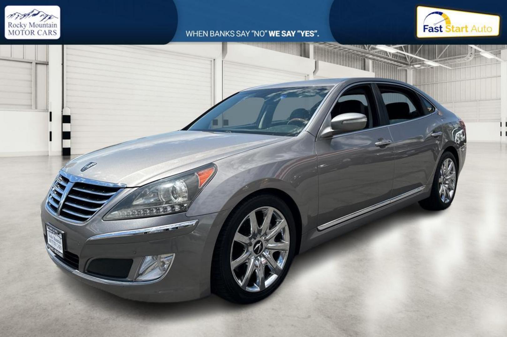 2013 Gray Hyundai Equus Signature (KMHGH4JH2DU) with an 5.0L V8 DOHC 32V engine, 6-Speed Automatic transmission, located at 767 S State Road, Pleasant Grove, UT, 84062, (801) 785-1058, 40.354839, -111.736687 - Photo#6