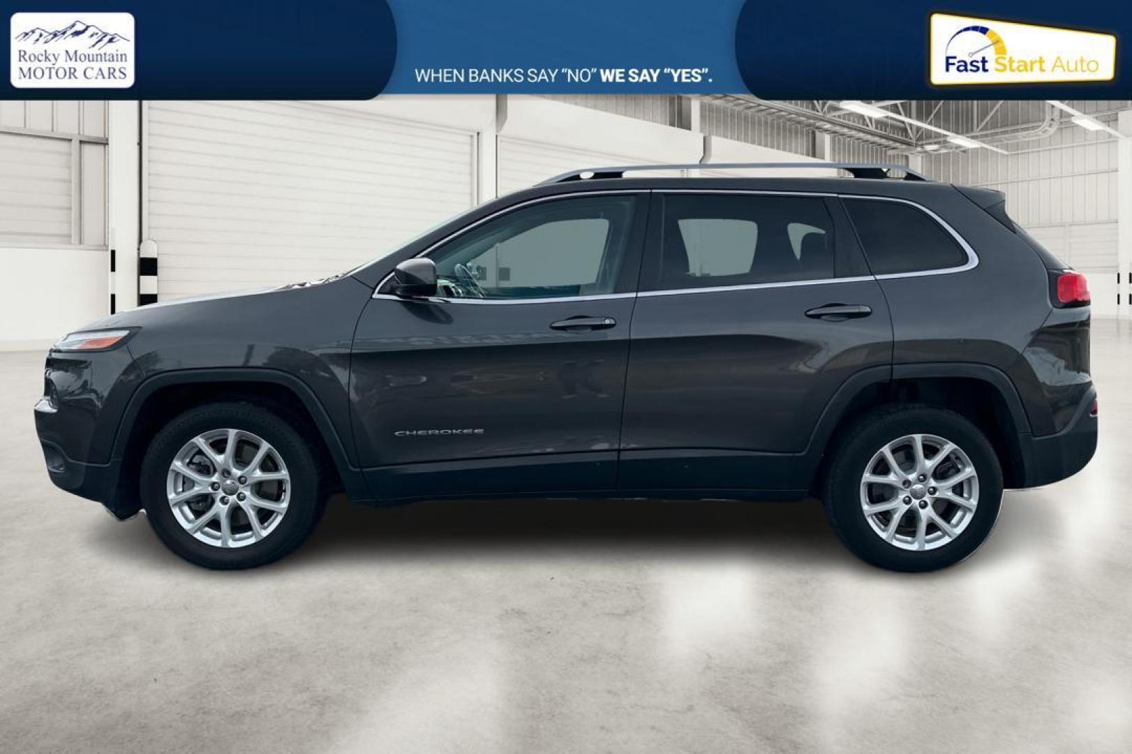 2015 Gray Jeep Cherokee Latitude FWD (1C4PJLCS0FW) with an 3.2L V6 DOHC 24V engine, 9-Speed Automatic transmission, located at 7755 State Street, Midvale, UT, 84047, (801) 753-9063, 40.610329, -111.890656 - Photo#6