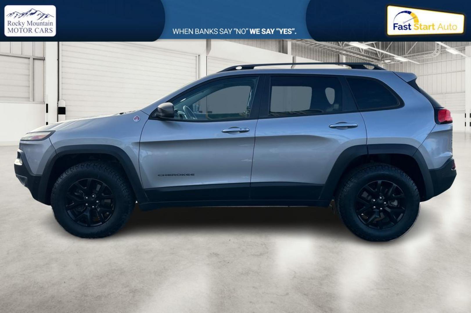 2015 Silver Jeep Cherokee Trailhawk 4WD (1C4PJMBS9FW) with an 3.2L V6 DOHC 24V engine, 9-Speed Automatic transmission, located at 7755 State Street, Midvale, UT, 84047, (801) 753-9063, 40.610329, -111.890656 - Photo#6