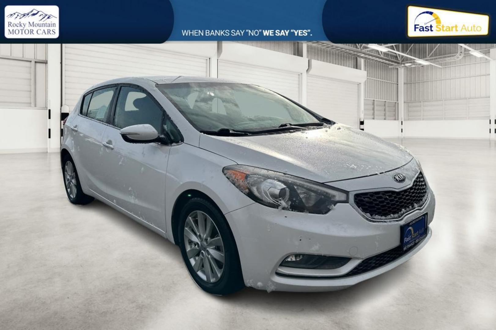 2015 White Kia Forte 5-Door EX (KNAFX5A83F5) with an 2.0L L4 DOHC 16V engine, 6-Speed Automatic transmission, located at 7755 State Street, Midvale, UT, 84047, (801) 753-9063, 40.610329, -111.890656 - Photo#0