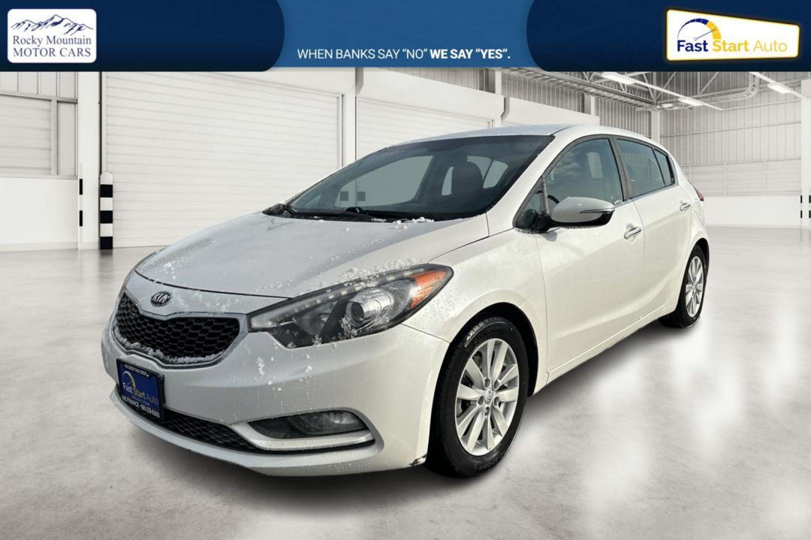 2015 White Kia Forte 5-Door EX (KNAFX5A83F5) with an 2.0L L4 DOHC 16V engine, 6-Speed Automatic transmission, located at 7755 State Street, Midvale, UT, 84047, (801) 753-9063, 40.610329, -111.890656 - Photo#8