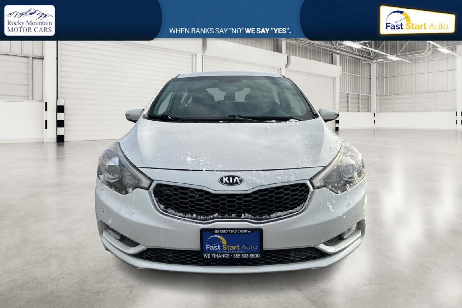 2015 White Kia Forte 5-Door EX (KNAFX5A83F5) with an 2.0L L4 DOHC 16V engine, 6-Speed Automatic transmission, located at 7755 State Street, Midvale, UT, 84047, (801) 753-9063, 40.610329, -111.890656 - Photo#9