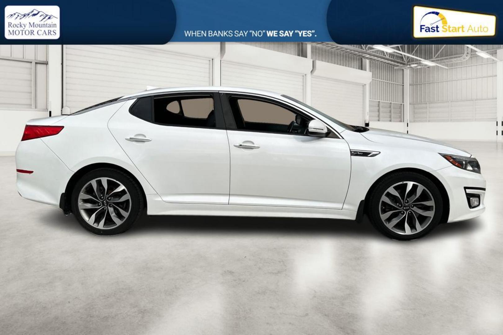 2015 White Kia Optima SX Turbo (5XXGR4A61FG) with an 2.0L L4 DOHC 16V TURBO engine, 6-Speed Automatic transmission, located at 767 S State Road, Pleasant Grove, UT, 84062, (801) 785-1058, 40.354839, -111.736687 - Photo#1