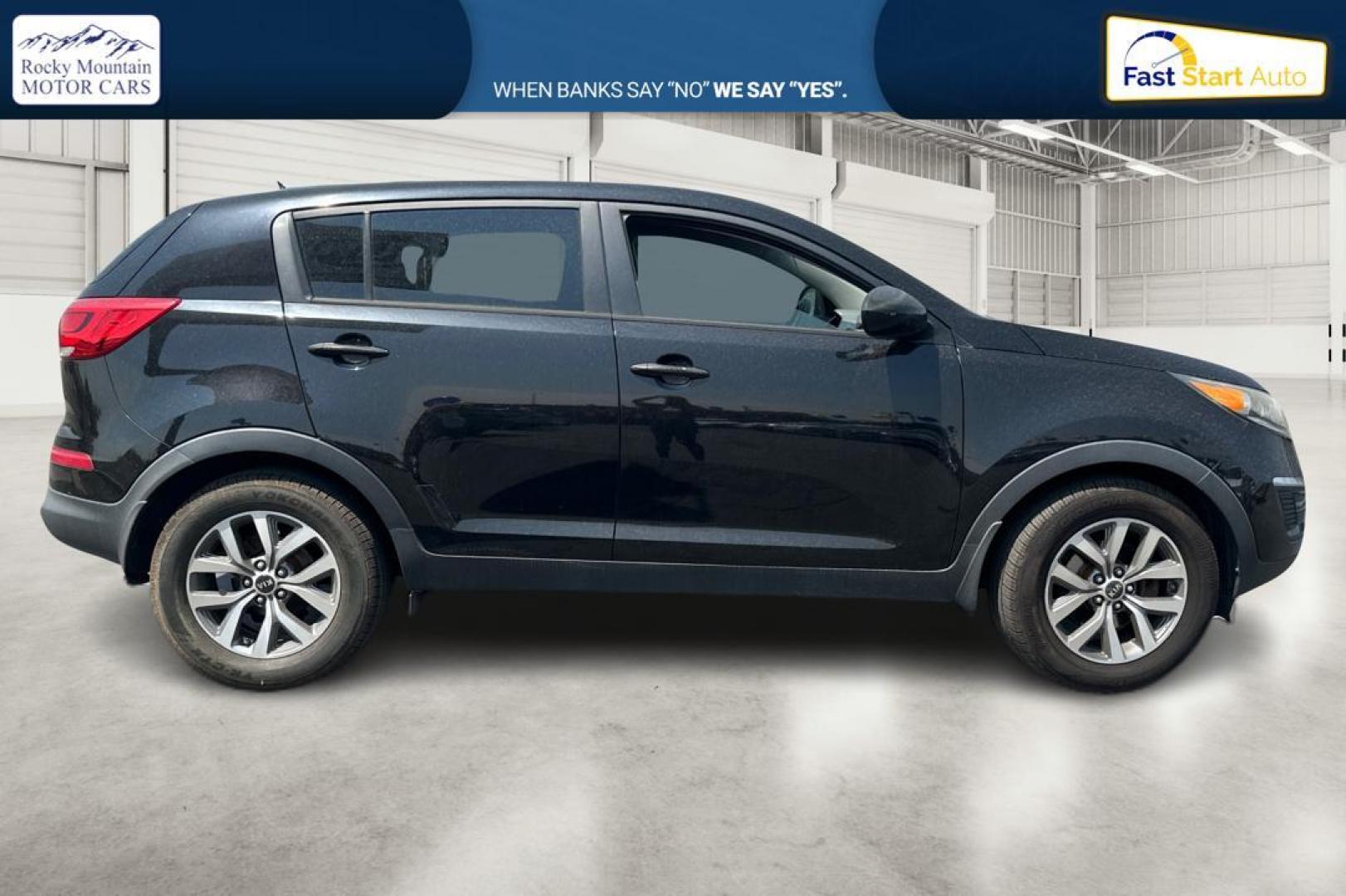 2015 Black Kia Sportage LX FWD (KNDPB3ACXF7) with an 2.4L V6 DOHC 24V engine, 6-Speed Automatic transmission, located at 767 S State Road, Pleasant Grove, UT, 84062, (801) 785-1058, 40.354839, -111.736687 - Photo#1