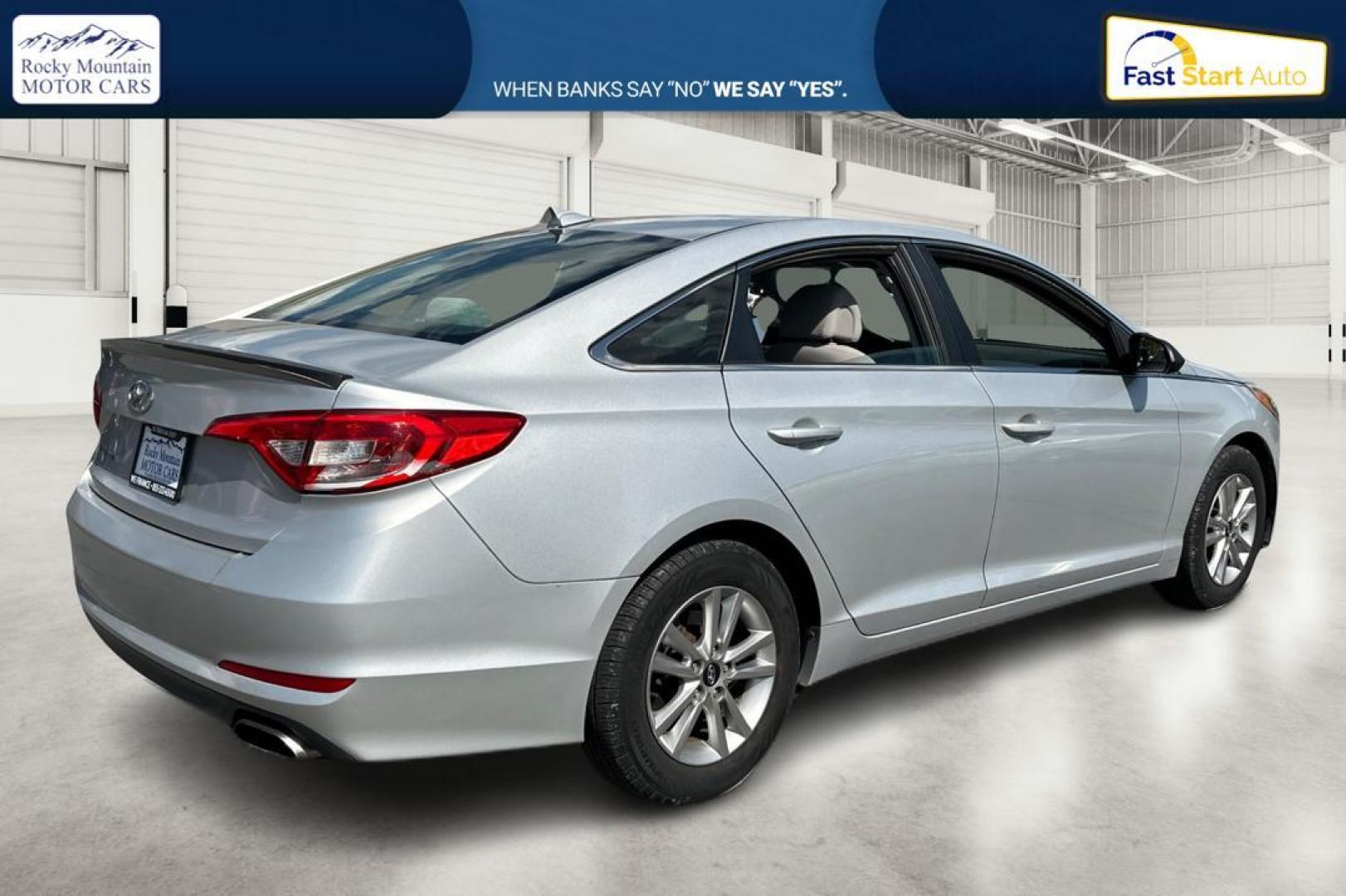 2016 Silver Hyundai Sonata SE (5NPE24AF3GH) with an 2.4L L4 DOHC 16V engine, 7A transmission, located at 767 S State Road, Pleasant Grove, UT, 84062, (801) 785-1058, 40.354839, -111.736687 - Photo#2