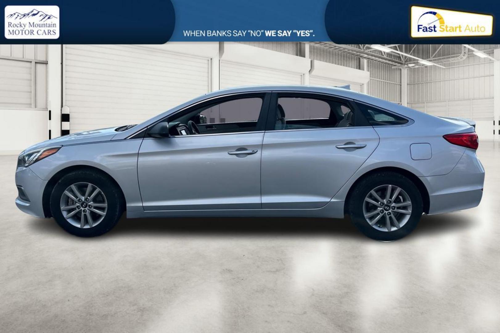 2016 Silver Hyundai Sonata SE (5NPE24AF3GH) with an 2.4L L4 DOHC 16V engine, 7A transmission, located at 767 S State Road, Pleasant Grove, UT, 84062, (801) 785-1058, 40.354839, -111.736687 - Photo#6