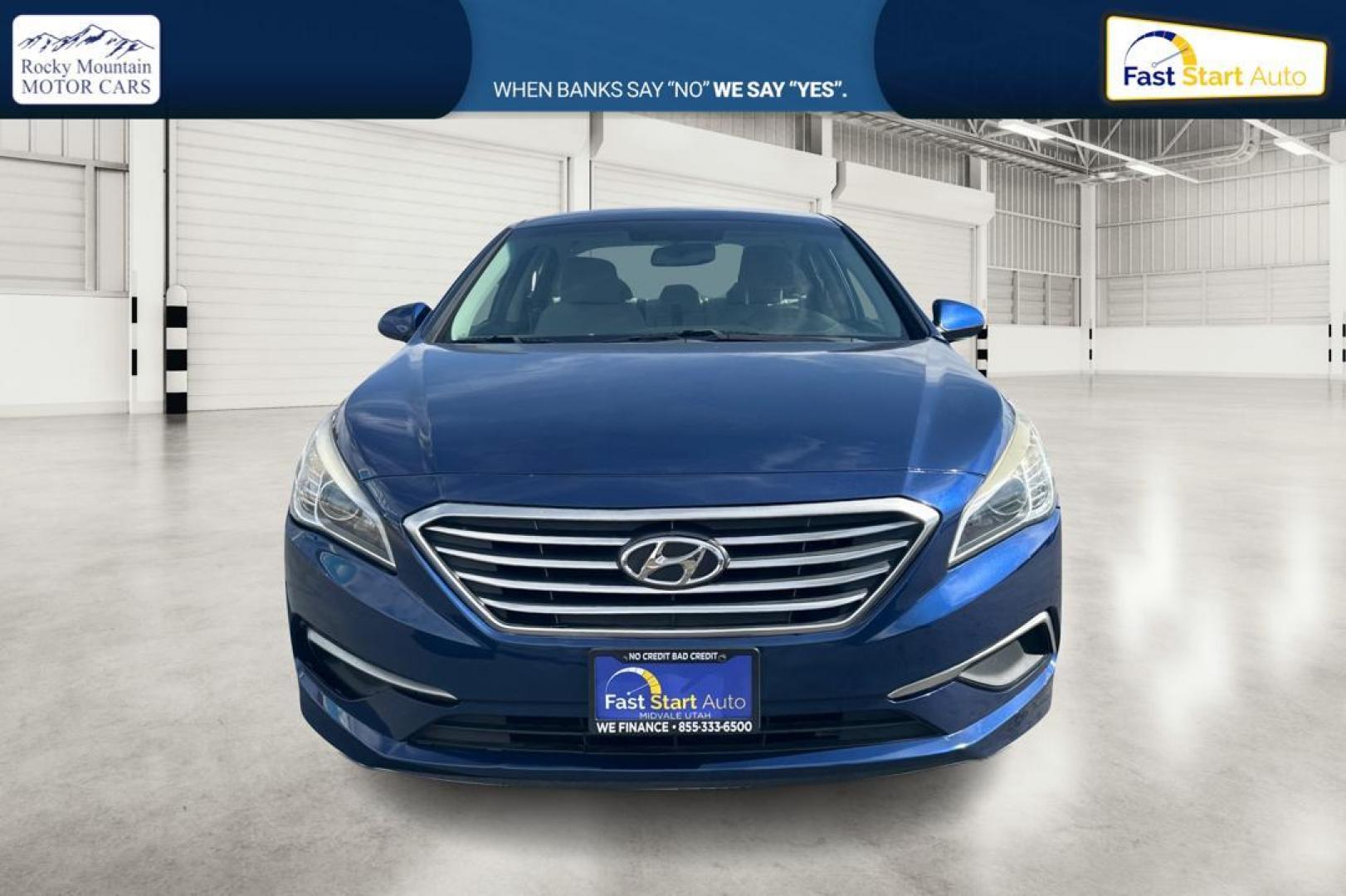 2016 Blue Hyundai Sonata SE (5NPE24AF3GH) with an 2.4L L4 DOHC 16V engine, 7A transmission, located at 7755 State Street, Midvale, UT, 84047, (801) 753-9063, 40.610329, -111.890656 - Photo#9