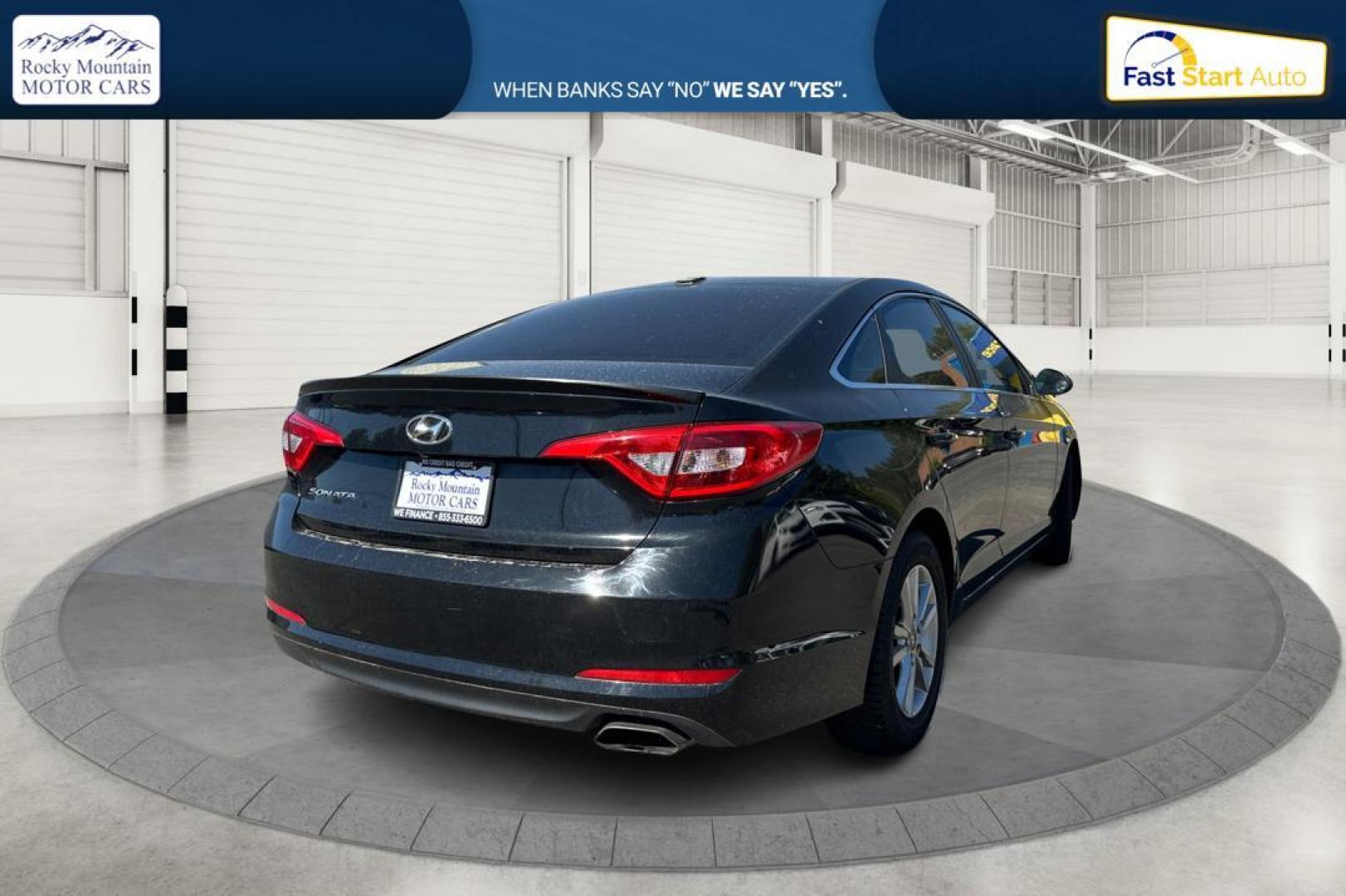 2016 Black Hyundai Sonata SE (5NPE24AF3GH) with an 2.4L L4 DOHC 16V engine, 7A transmission, located at 344 S Washington Blvd, Ogden, UT, 84404, (801) 399-1799, 41.255482, -111.970848 - Photo#2