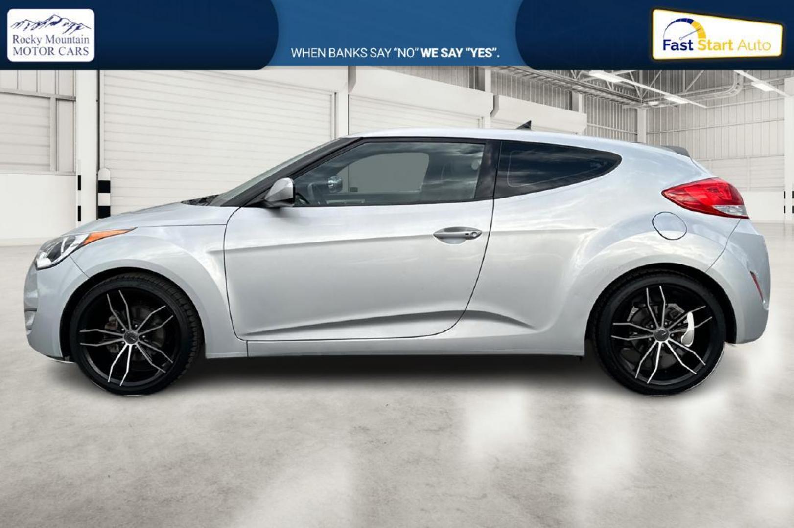 2016 Silver Hyundai Veloster Base 6MT (KMHTC6AD6GU) with an 1.6L L4 DOHC 16V engine, 6-Speed Manual transmission, located at 7755 State Street, Midvale, UT, 84047, (801) 753-9063, 40.610329, -111.890656 - Photo#6