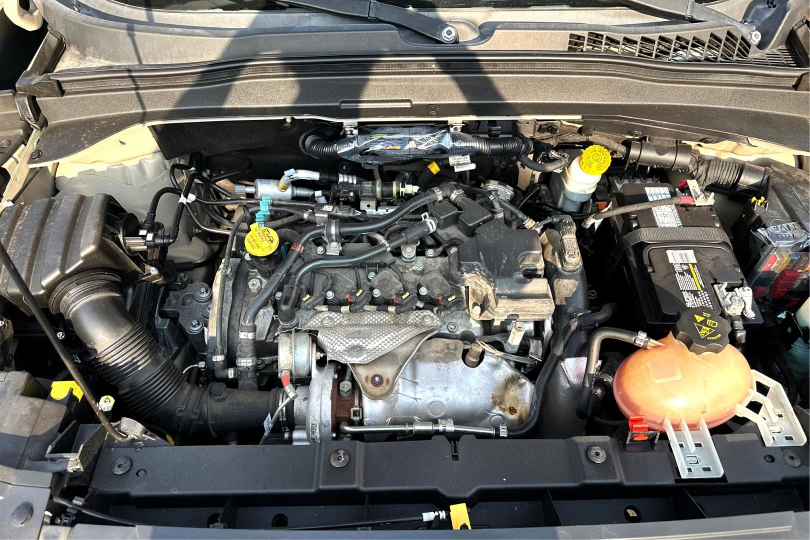 2016 Tan Jeep Renegade Sport FWD (ZACCJAAW3GP) with an 1.4L L4 DOHC 16V TURBO engine, 6M transmission, located at 767 S State Road, Pleasant Grove, UT, 84062, (801) 785-1058, 40.354839, -111.736687 - Photo#8