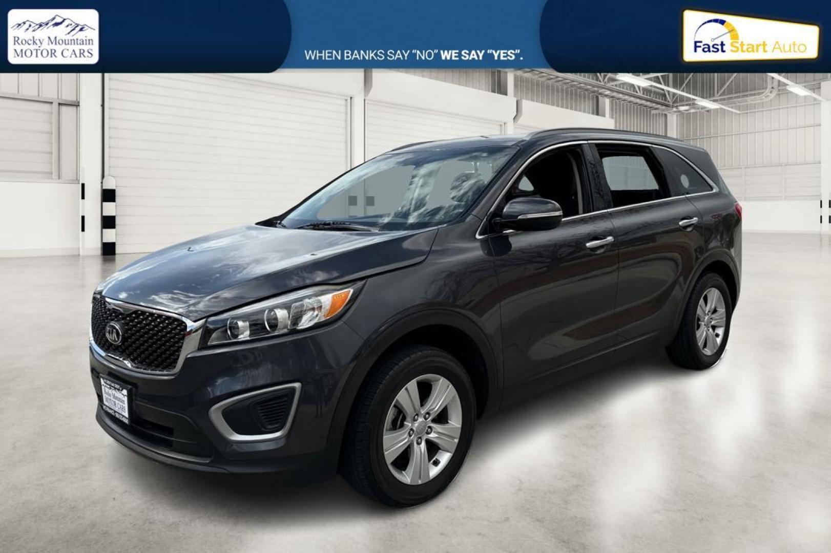 2016 Gray Kia Sorento LX 2WD (5XYPG4A32GG) with an 2.4L L4 DOHC 16V engine, 6-Speed Automatic transmission, located at 344 S Washington Blvd, Ogden, UT, 84404, (801) 399-1799, 41.255482, -111.970848 - Photo#8