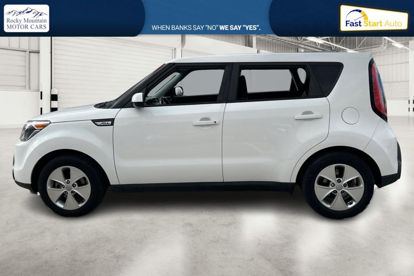 2016 White Kia Soul Base 6A (KNDJN2A22G7) with an 1.6L L4 DOHC 16V engine, 6A transmission, located at 344 S Washington Blvd, Ogden, UT, 84404, (801) 399-1799, 41.255482, -111.970848 - Photo#6