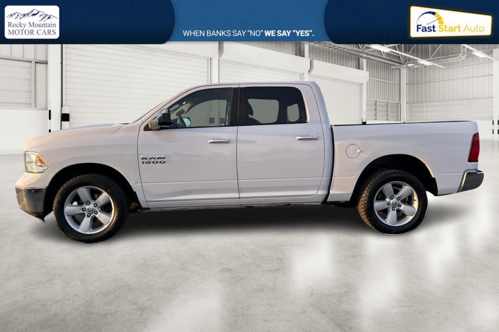 2016 White RAM 1500 SLT Crew Cab SWB 4WD (1C6RR7LG3GS) with an 3.6L V6 DOHC 24V FFV engine, 6A transmission, located at 767 S State Road, Pleasant Grove, UT, 84062, (801) 785-1058, 40.354839, -111.736687 - Photo#6