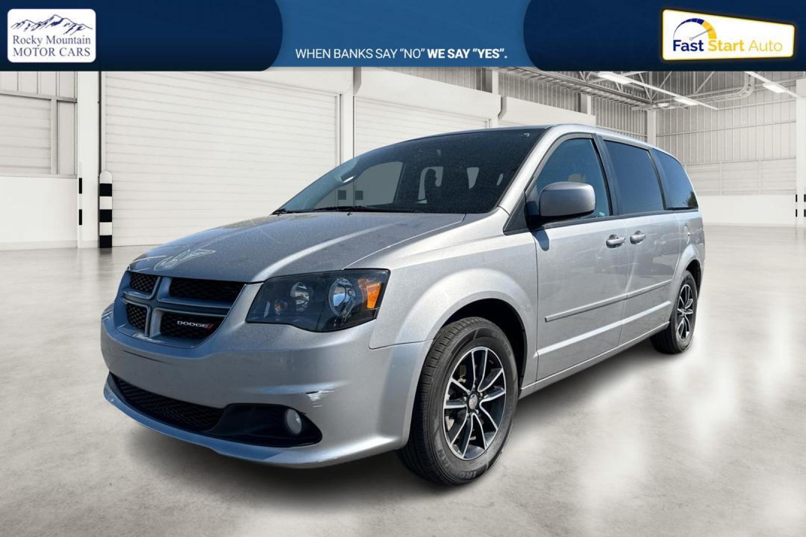 2017 Silver Dodge Grand Caravan GT (2C4RDGEG9HR) with an 3.6L V6 DOHC 24V engine, 6A transmission, located at 344 S Washington Blvd, Ogden, UT, 84404, (801) 399-1799, 41.255482, -111.970848 - Photo#8