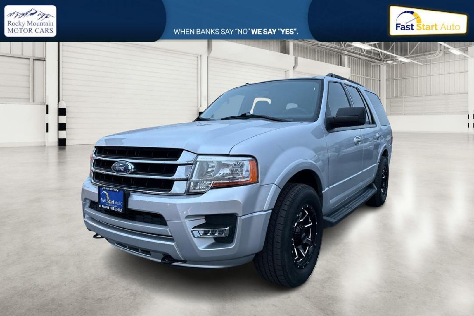 2017 Silver Ford Expedition XLT 4WD (1FMJU1JT1HE) with an 3.5L V6 DOHC 24V FFV engine, 6A transmission, located at 7755 State Street, Midvale, UT, 84047, (801) 753-9063, 40.610329, -111.890656 - Photo#8