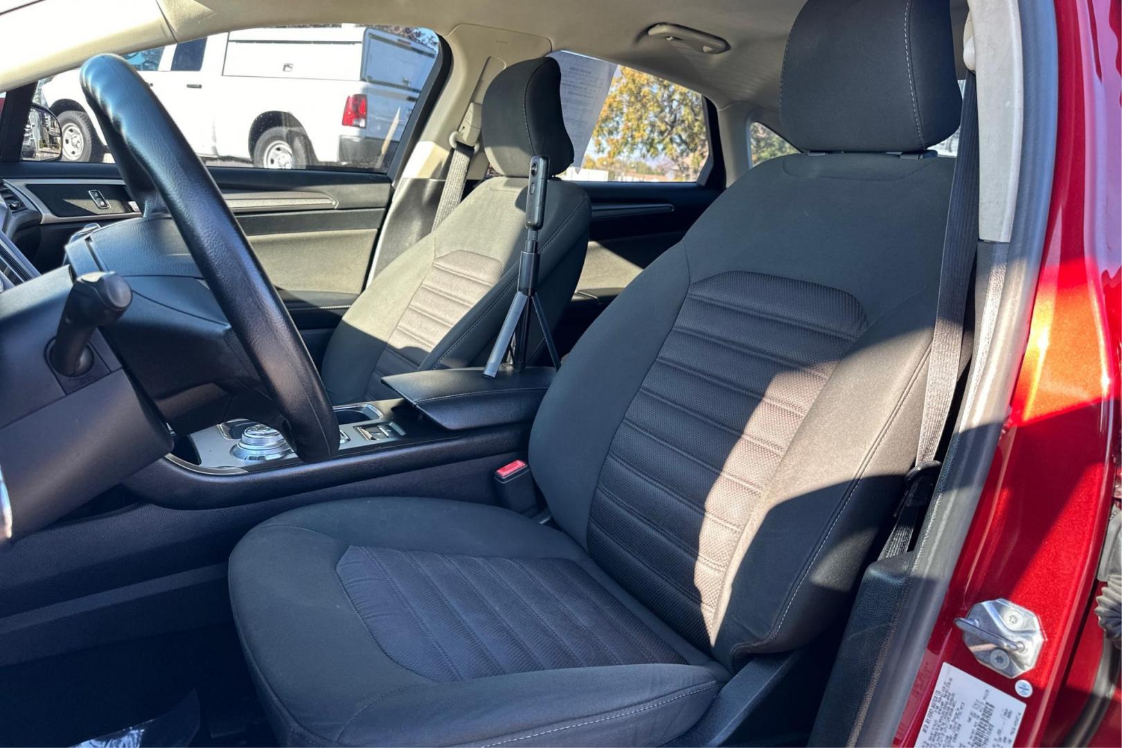 2017 Red Ford Fusion SE (3FA6P0H79HR) with an 2.5L L4 DOHC 16V engine, 6A transmission, located at 7755 State Street, Midvale, UT, 84047, (801) 753-9063, 40.610329, -111.890656 - Photo#14