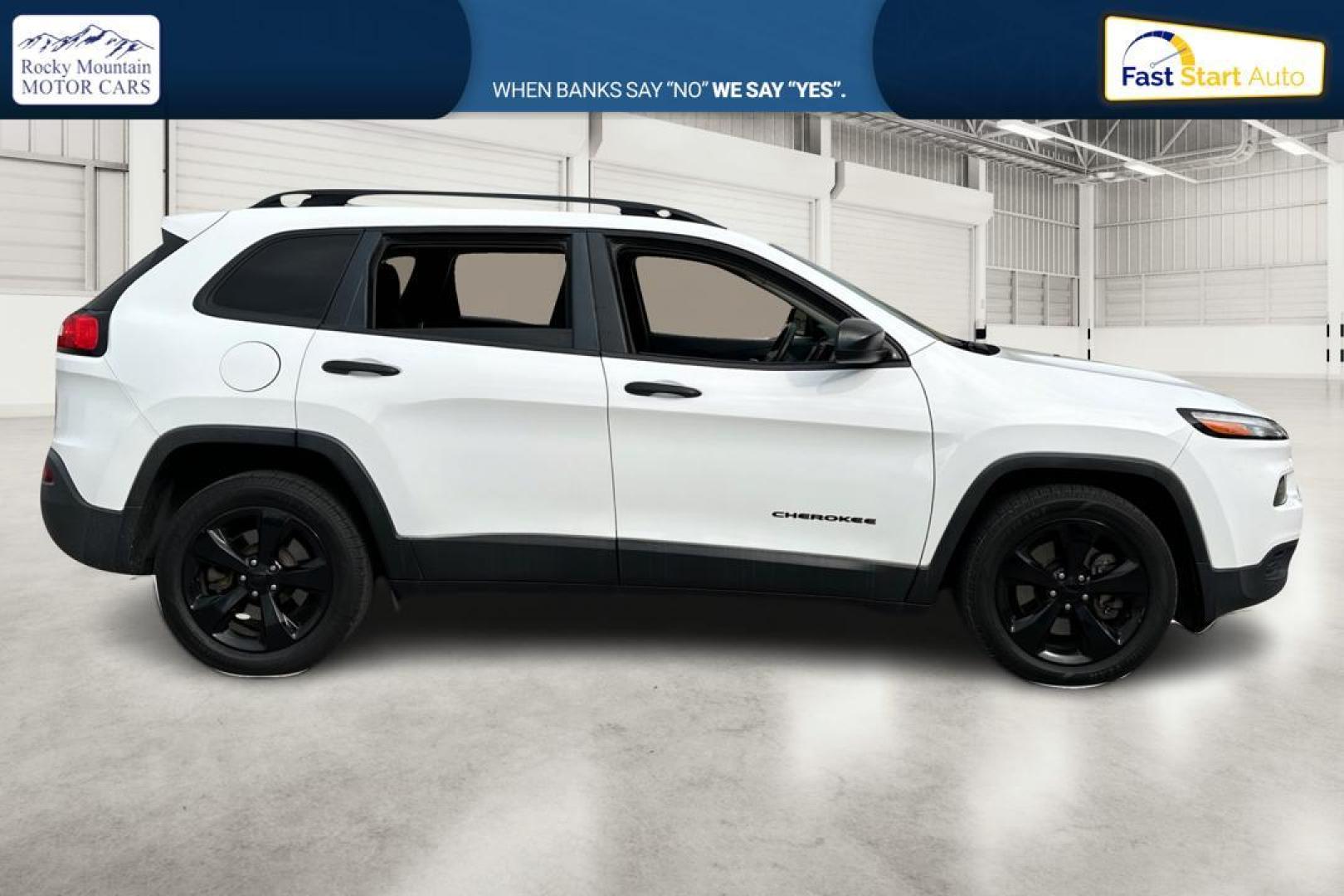 2017 White Jeep Cherokee Sport FWD (1C4PJLAS3HW) with an 3.2L V6 DOHC 24V engine, 9A transmission, located at 7755 State Street, Midvale, UT, 84047, (801) 753-9063, 40.610329, -111.890656 - Photo#1