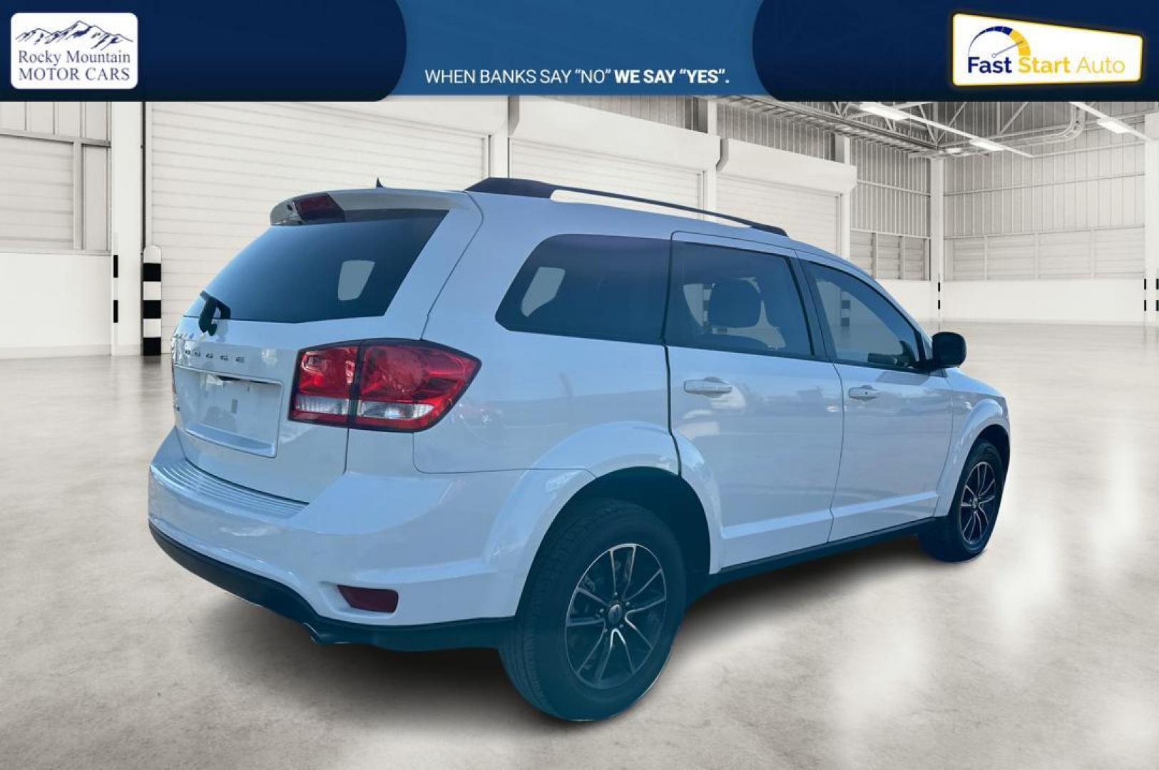 2018 White Dodge Journey SXT (3C4PDCBG9JT) with an 3.6L V6 DOHC 24V engine, 4A transmission, located at 7755 State Street, Midvale, UT, 84047, (801) 753-9063, 40.610329, -111.890656 - Photo#2