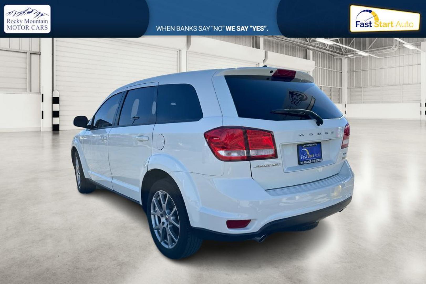 2018 White Dodge Journey GT (3C4PDCEG8JT) with an 3.6L V6 DOHC 24V engine, 6A transmission, located at 7755 State Street, Midvale, UT, 84047, (801) 753-9063, 40.610329, -111.890656 - Photo#4