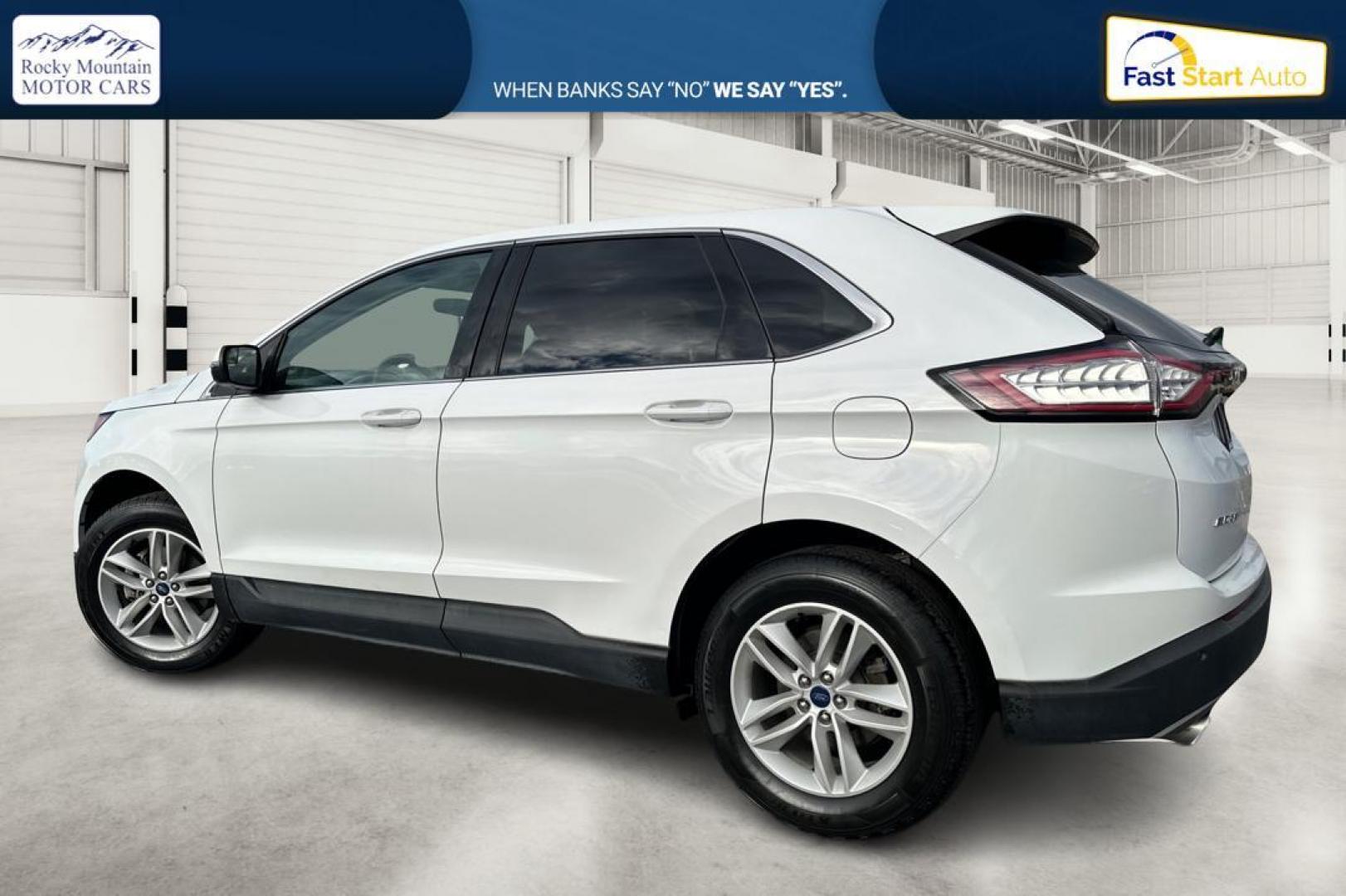 2018 White Ford Edge SEL FWD (2FMPK3J94JB) with an 2.0L L4 DOHC 16V engine, 6A transmission, located at 767 S State Road, Pleasant Grove, UT, 84062, (801) 785-1058, 40.354839, -111.736687 - Photo#5