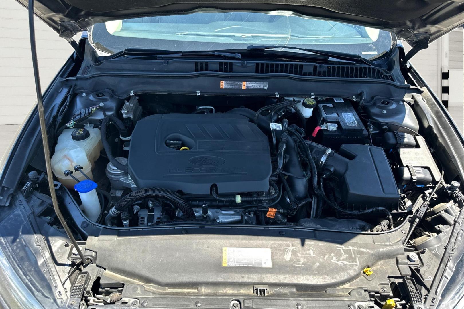 2018 Gray Ford Fusion SE (3FA6P0HD7JR) with an 1.5L L4 DOHC 16V engine, 6A transmission, located at 7755 State Street, Midvale, UT, 84047, (801) 753-9063, 40.610329, -111.890656 - Photo#8