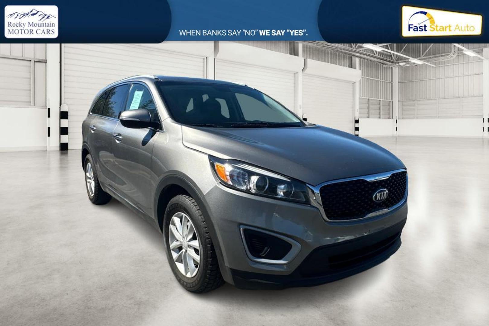 2018 Gray Kia Sorento LX V6 AWD (5XYPGDA58JG) with an 3.3L V6 DOHC 24V engine, 6A transmission, located at 7755 State Street, Midvale, UT, 84047, (801) 753-9063, 40.610329, -111.890656 - Photo#0