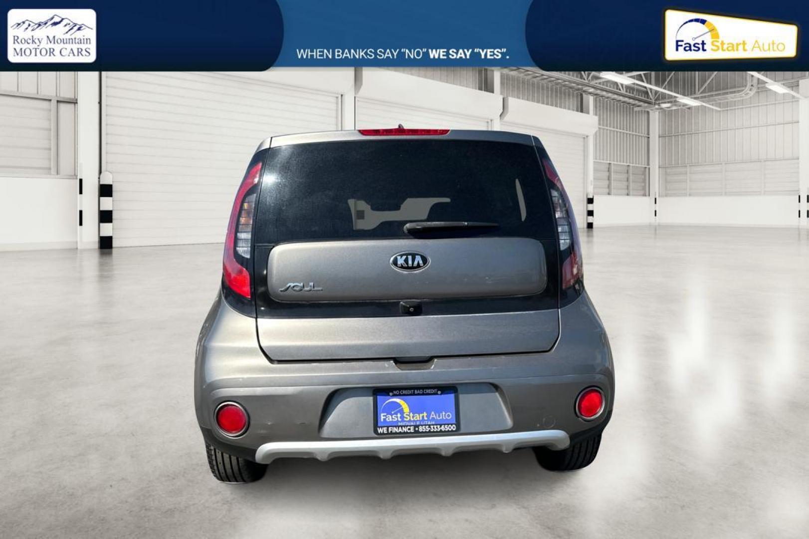 2018 Gray Kia Soul + (KNDJP3A56J7) with an 2.0L L4 DOHC 16V engine, 6A transmission, located at 7755 State Street, Midvale, UT, 84047, (801) 753-9063, 40.610329, -111.890656 - Photo#4