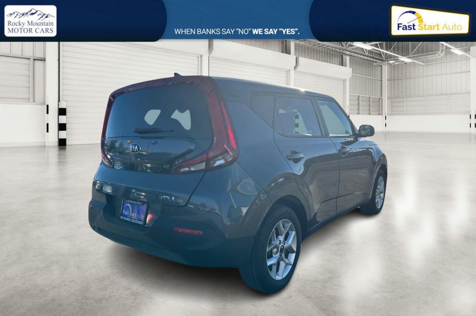 2021 Gray Kia Soul LX CVT (KNDJ23AU7M7) with an 2.0L L4 DOHC 16V engine, CVT transmission, located at 767 S State Road, Pleasant Grove, UT, 84062, (801) 785-1058, 40.354839, -111.736687 - Photo#2